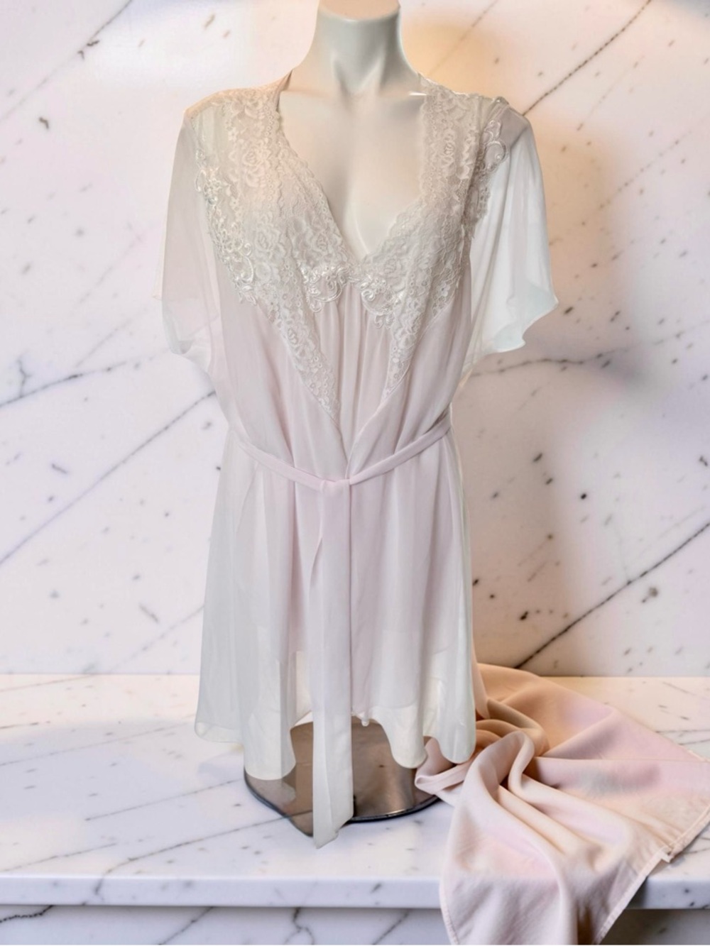 Linea Donatella Blush Pink Peignoir Set Gown Robe Ivory Lace Bridal Medium
